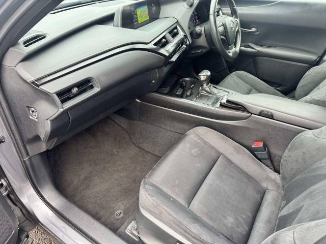 Lexus Ux 250h 2.0 5dr CVT Estate Petrol / Electric Hybrid Grey