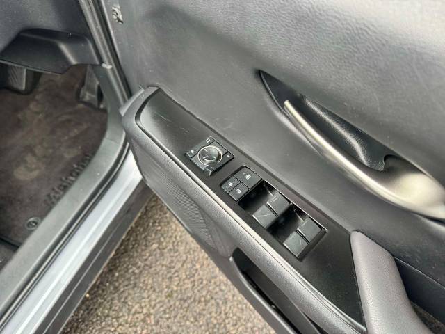 Lexus Ux 250h 2.0 5dr CVT Estate Petrol / Electric Hybrid Grey