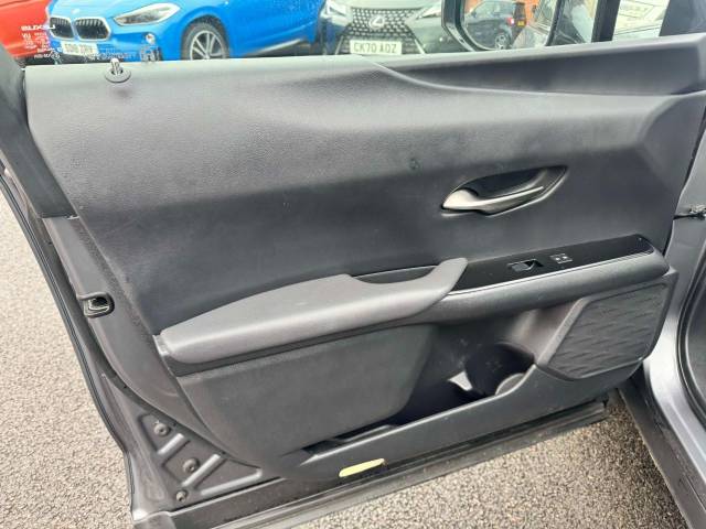 Lexus Ux 250h 2.0 5dr CVT Estate Petrol / Electric Hybrid Grey