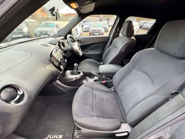 Nissan Juke 1.5 dCi Acenta Premium 5dr Hatchback Diesel Grey