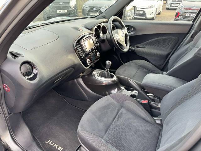 Nissan Juke 1.5 dCi Acenta Premium 5dr Hatchback Diesel Grey