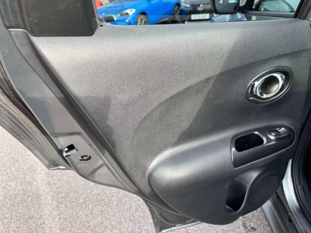 Nissan Juke 1.5 dCi Acenta Premium 5dr Hatchback Diesel Grey