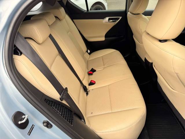 Lexus CT 200h 1.8 SE-L Premier 5dr CVT Auto Hatchback Petrol / Electric Hybrid Blue