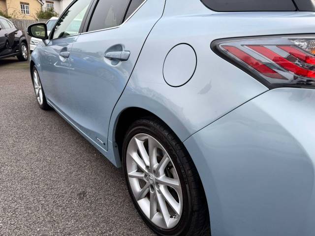Lexus CT 200h 1.8 SE-L Premier 5dr CVT Auto Hatchback Petrol / Electric Hybrid Blue