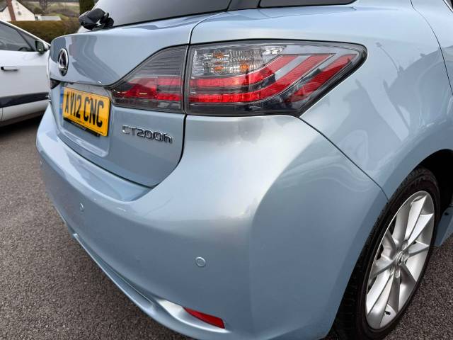 Lexus CT 200h 1.8 SE-L Premier 5dr CVT Auto Hatchback Petrol / Electric Hybrid Blue