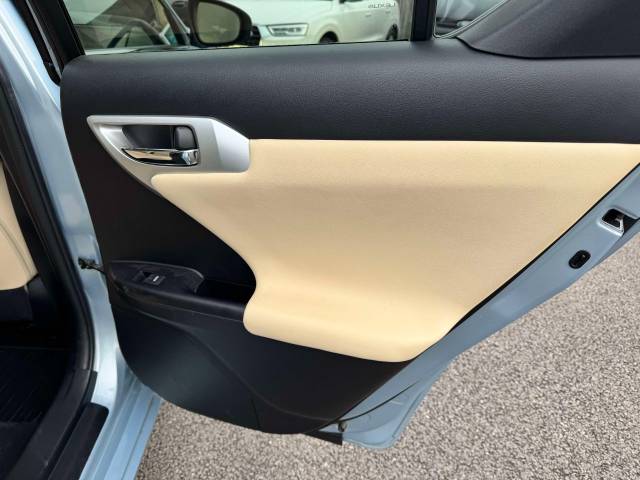 Lexus CT 200h 1.8 SE-L Premier 5dr CVT Auto Hatchback Petrol / Electric Hybrid Blue