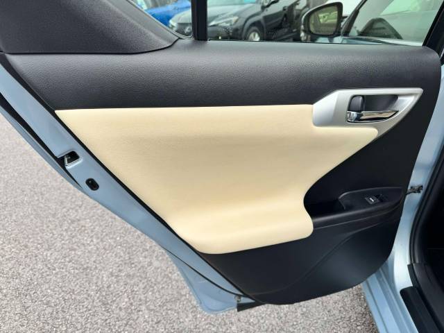 Lexus CT 200h 1.8 SE-L Premier 5dr CVT Auto Hatchback Petrol / Electric Hybrid Blue