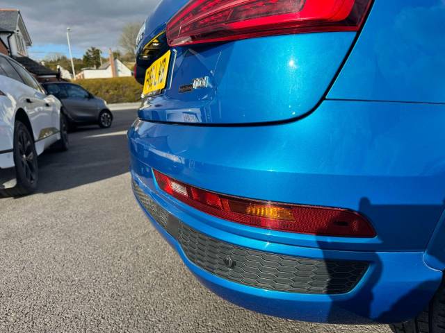 Audi Q3 2.0 TDI S Line Navigation 5dr Estate Diesel Blue