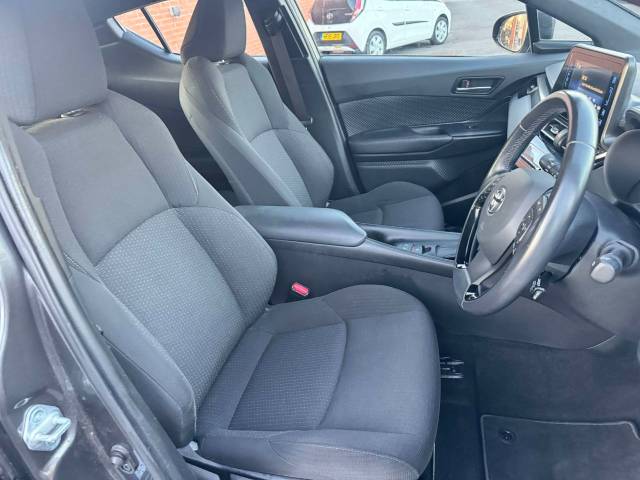 Toyota C-HR 1.8 Hybrid Icon 5dr CVT Hatchback Petrol / Electric Hybrid Grey