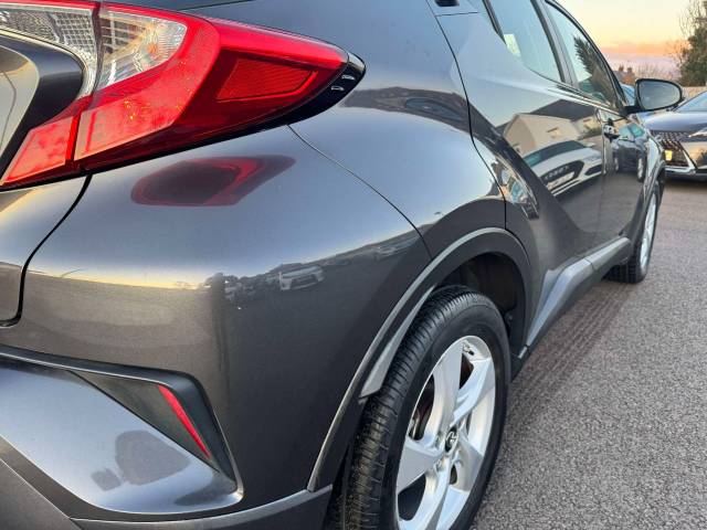 Toyota C-HR 1.8 Hybrid Icon 5dr CVT Hatchback Petrol / Electric Hybrid Grey
