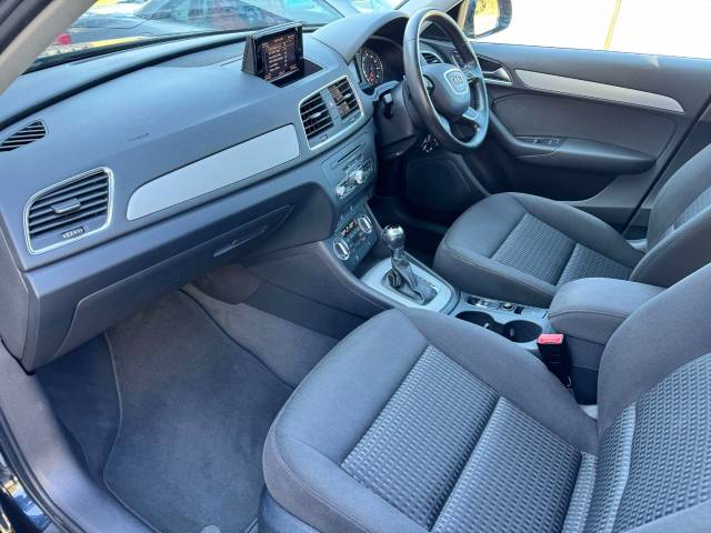 Audi Q3 1.4T FSI SE 5dr S Tronic Estate Petrol Blue