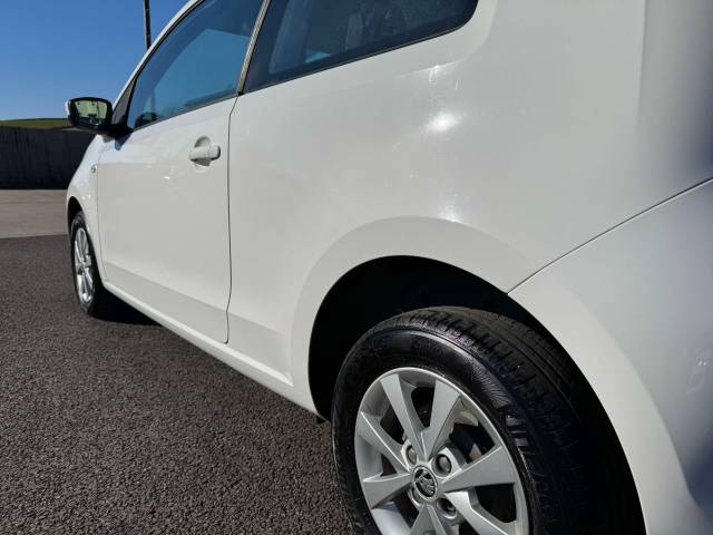 Skoda Citigo 1.0 MPI SE 3dr Hatchback Petrol White
