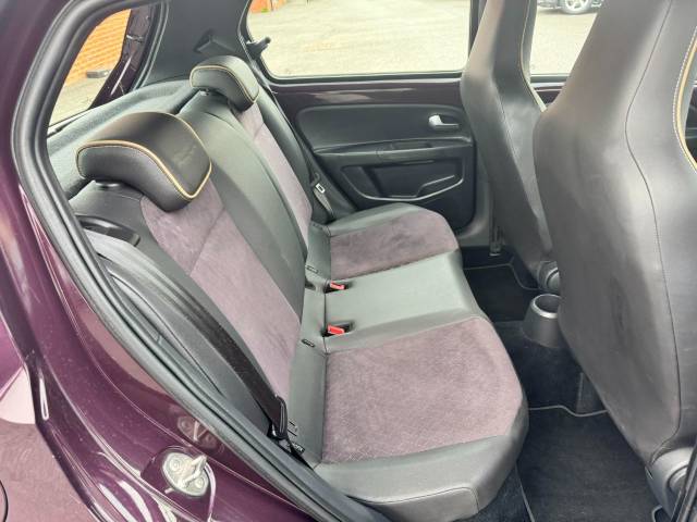 SEAT Mii 1.0 75 Mii by Cosmo 5dr Hatchback Petrol Mauve/purple