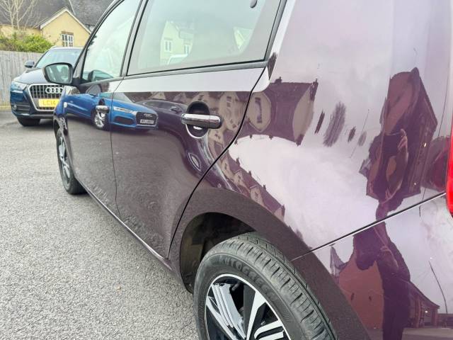SEAT Mii 1.0 75 Mii by Cosmo 5dr Hatchback Petrol Mauve/purple