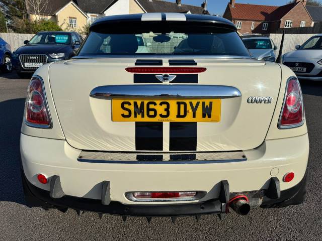 Mini Coupe 1.6 Cooper 3dr (CHILI PACK) Coupe Petrol White