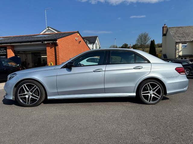 Mercedes-Benz E Class 2.1 E220 BlueTEC AMG Night Edition 4dr 7G-Tronic Saloon Diesel Silver