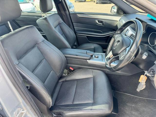 Mercedes-Benz E Class 2.1 E220 BlueTEC AMG Night Edition 4dr 7G-Tronic Saloon Diesel Silver