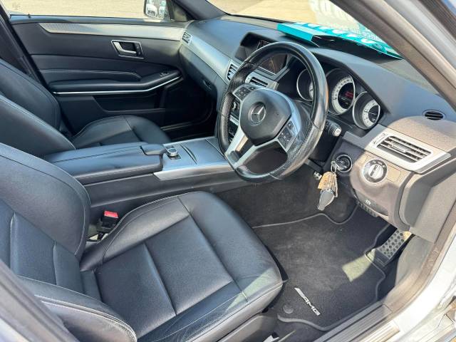 Mercedes-Benz E Class 2.1 E220 BlueTEC AMG Night Edition 4dr 7G-Tronic Saloon Diesel Silver