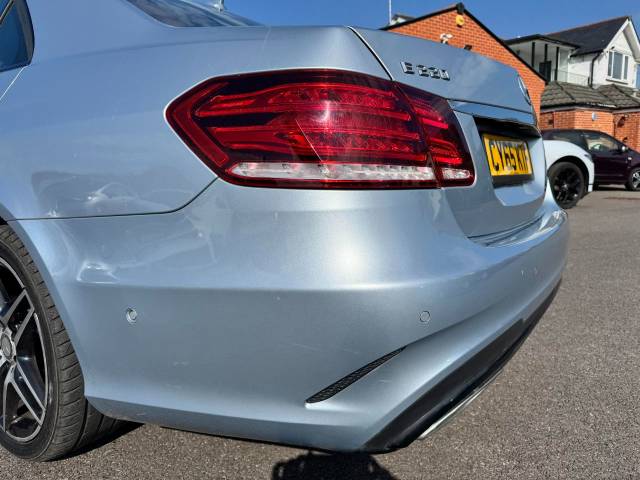 Mercedes-Benz E Class 2.1 E220 BlueTEC AMG Night Edition 4dr 7G-Tronic Saloon Diesel Silver