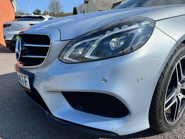 Mercedes-Benz E Class 2.1 E220 BlueTEC AMG Night Edition 4dr 7G-Tronic Saloon Diesel Silver