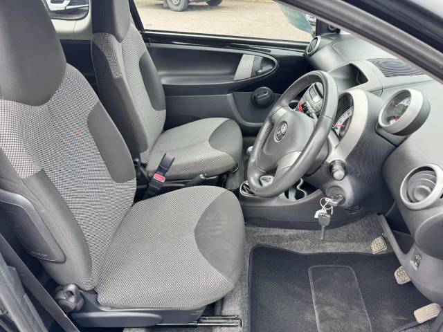 Toyota Aygo 1.0 VVT-i Fire 3dr Hatchback Petrol Black