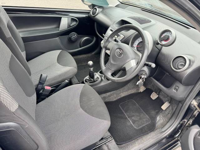 Toyota Aygo 1.0 VVT-i Fire 3dr Hatchback Petrol Black