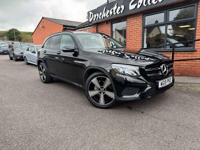 Mercedes-Benz GLC 2.1 GLC 220d 4Matic Urban Edition 5dr 9G-Tronic Estate Diesel Black