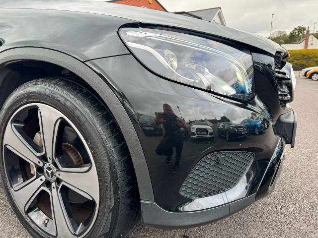 Mercedes-Benz GLC 2.1 GLC 220d 4Matic Urban Edition 5dr 9G-Tronic Estate Diesel Black