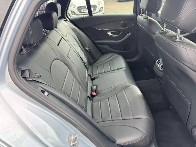 Mercedes-Benz C Class 2.1 C220d AMG Line 5dr 9G-Tronic Estate Diesel Silver