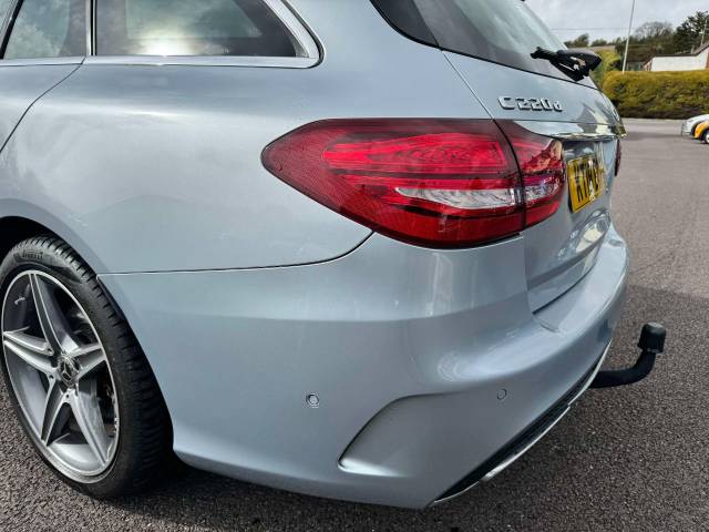 Mercedes-Benz C Class 2.1 C220d AMG Line 5dr 9G-Tronic Estate Diesel Silver