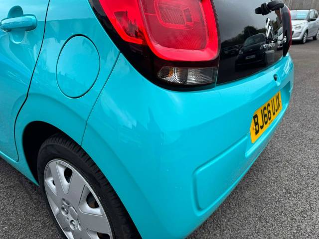 Citroen C1 1.2 PureTech Feel 5dr Hatchback Petrol Blue