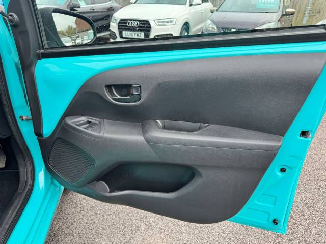 Citroen C1 1.2 PureTech Feel 5dr Hatchback Petrol Blue