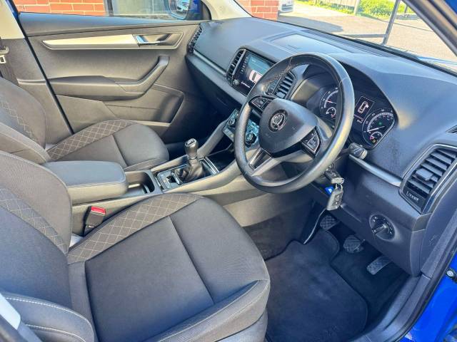 Skoda Karoq 1.0 TSI SE Technology 5dr Estate Petrol Blue
