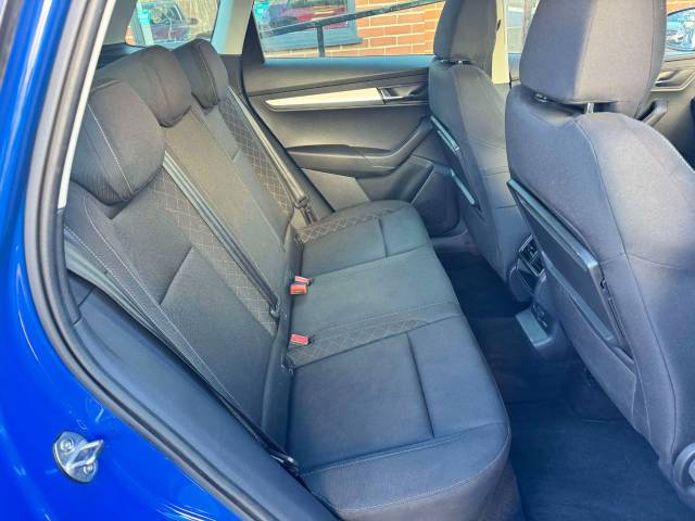 Skoda Karoq 1.0 TSI SE Technology 5dr Estate Petrol Blue