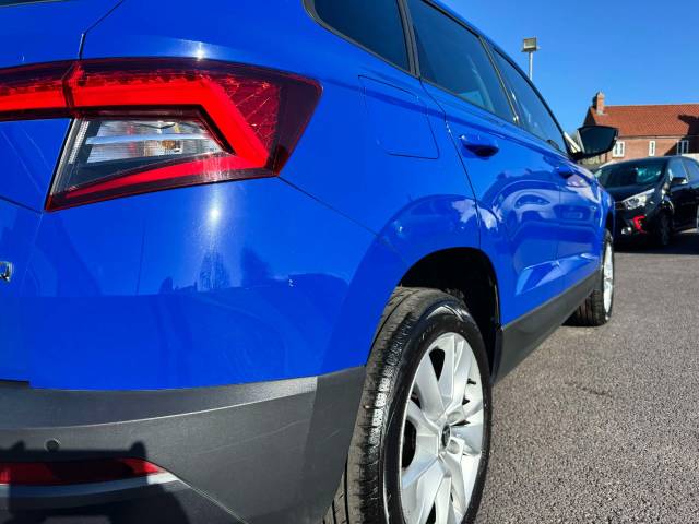 Skoda Karoq 1.0 TSI SE Technology 5dr Estate Petrol Blue