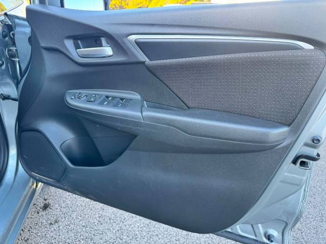 Honda Jazz 1.3 EX 5dr Hatchback Petrol Silver