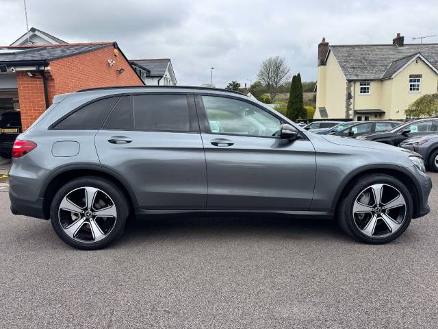 Mercedes-Benz GLC 2.0 GLC 250 4Matic Urban Edition 5dr 9G-Tronic Estate Petrol Grey