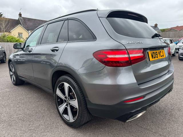Mercedes-Benz GLC 2.0 GLC 250 4Matic Urban Edition 5dr 9G-Tronic Estate Petrol Grey