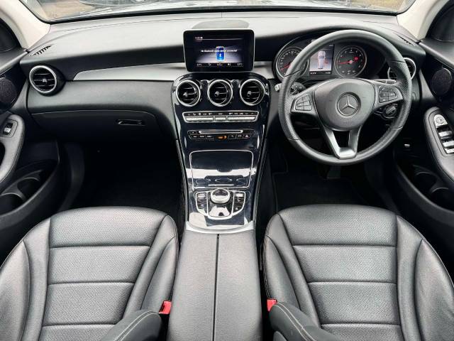 Mercedes-Benz GLC 2.0 GLC 250 4Matic Urban Edition 5dr 9G-Tronic Estate Petrol Grey