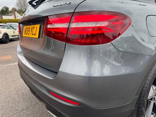 Mercedes-Benz GLC 2.0 GLC 250 4Matic Urban Edition 5dr 9G-Tronic Estate Petrol Grey
