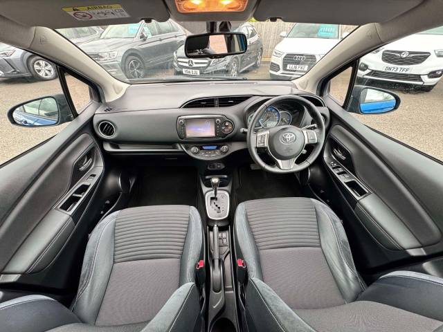 Toyota Yaris 1.5 Hybrid Excel 5dr CVT Hatchback Petrol / Electric Hybrid Blue