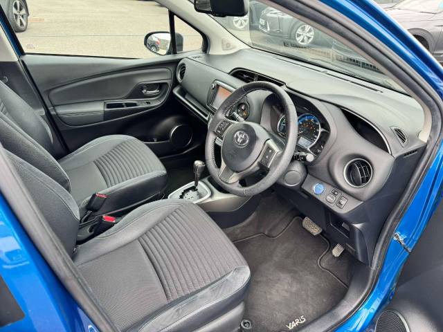 Toyota Yaris 1.5 Hybrid Excel 5dr CVT Hatchback Petrol / Electric Hybrid Blue