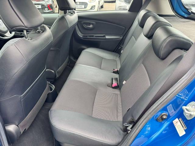 Toyota Yaris 1.5 Hybrid Excel 5dr CVT Hatchback Petrol / Electric Hybrid Blue