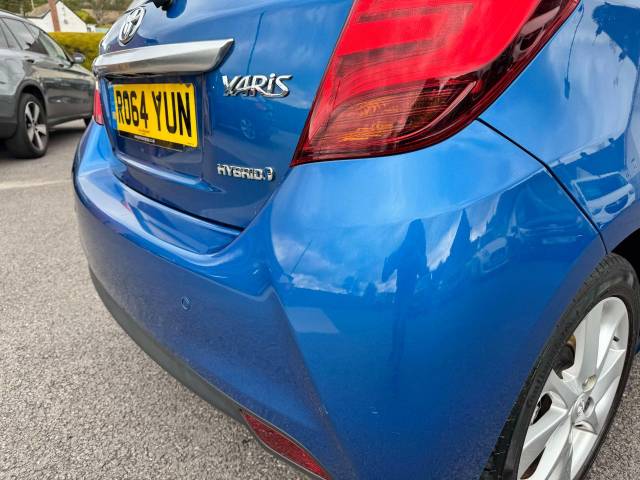 Toyota Yaris 1.5 Hybrid Excel 5dr CVT Hatchback Petrol / Electric Hybrid Blue
