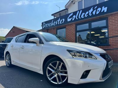 Lexus CT 200h 1.8 Advance Plus 5dr CVT Auto Hatchback Petrol / Electric Hybrid White/blackLexus CT 200h 1.8 Advance Plus 5dr CVT Auto Hatchback Petrol / Electric Hybrid White/black at Dorchester Collection Dorchester