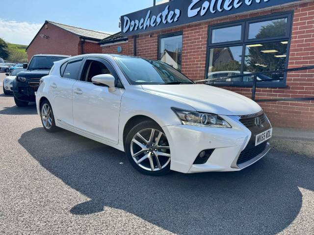Lexus CT 200h 1.8 Advance Plus 5dr CVT Auto Hatchback Petrol / Electric Hybrid White/black