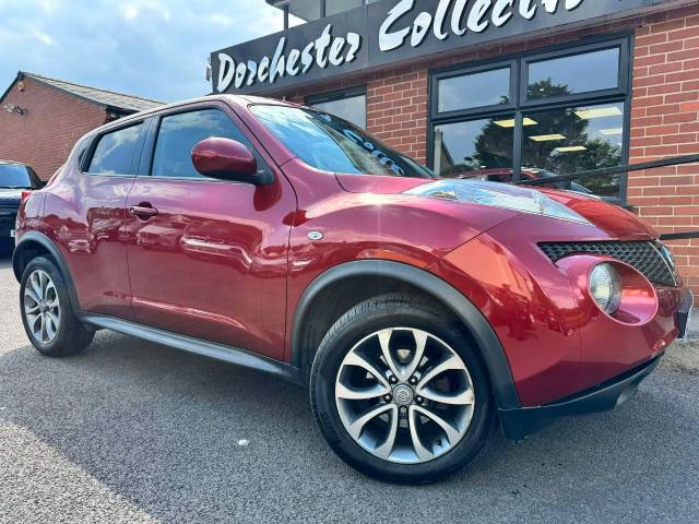 Nissan Juke 1.6 Tekna 5dr CVT Hatchback Petrol Red