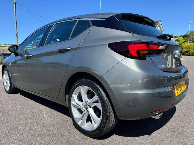 2018 Vauxhall Astra 1.6T 16V 200 SRi Nav 5dr