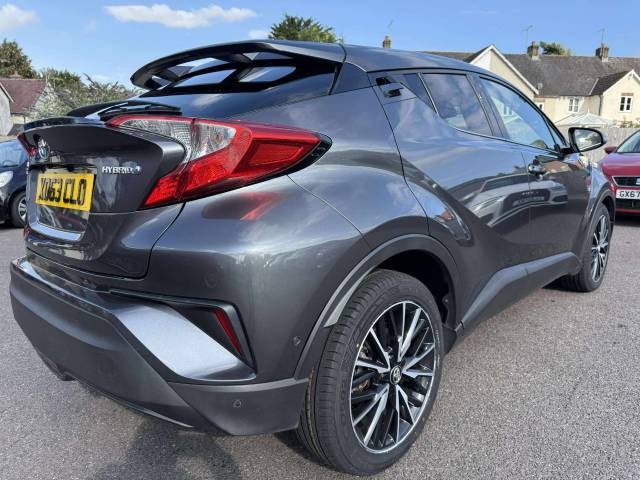 2017 Toyota C-HR 1.8 Hybrid Excel 5dr CVT