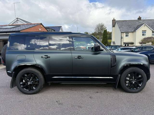 2022 Land Rover Defender 2.0 P400e XS Edition 110 5dr Auto